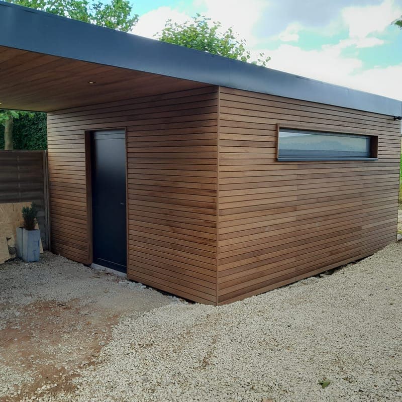 Abri de jardin en bardage bois